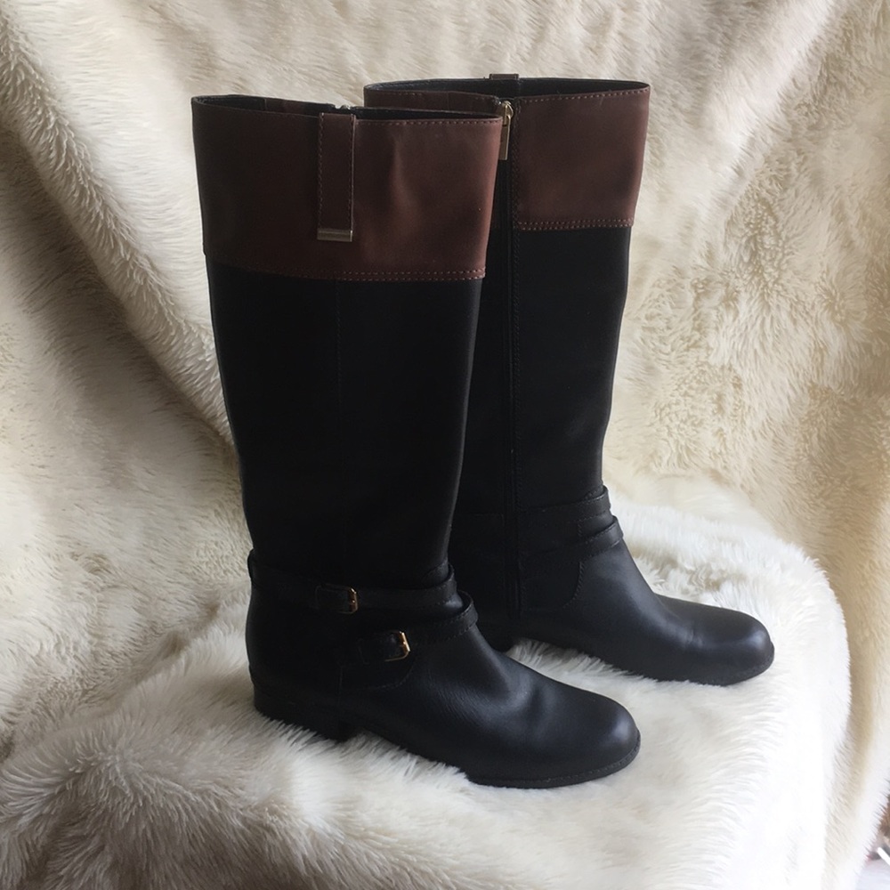 NWOT Bandolino 2-tone Leather Boots.